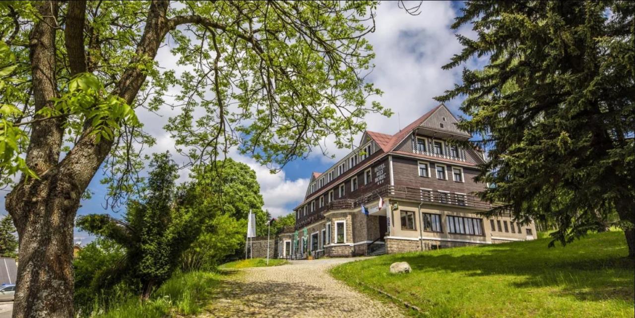 Spa Hotel Bily Horec Harrachov Eksteriør billede