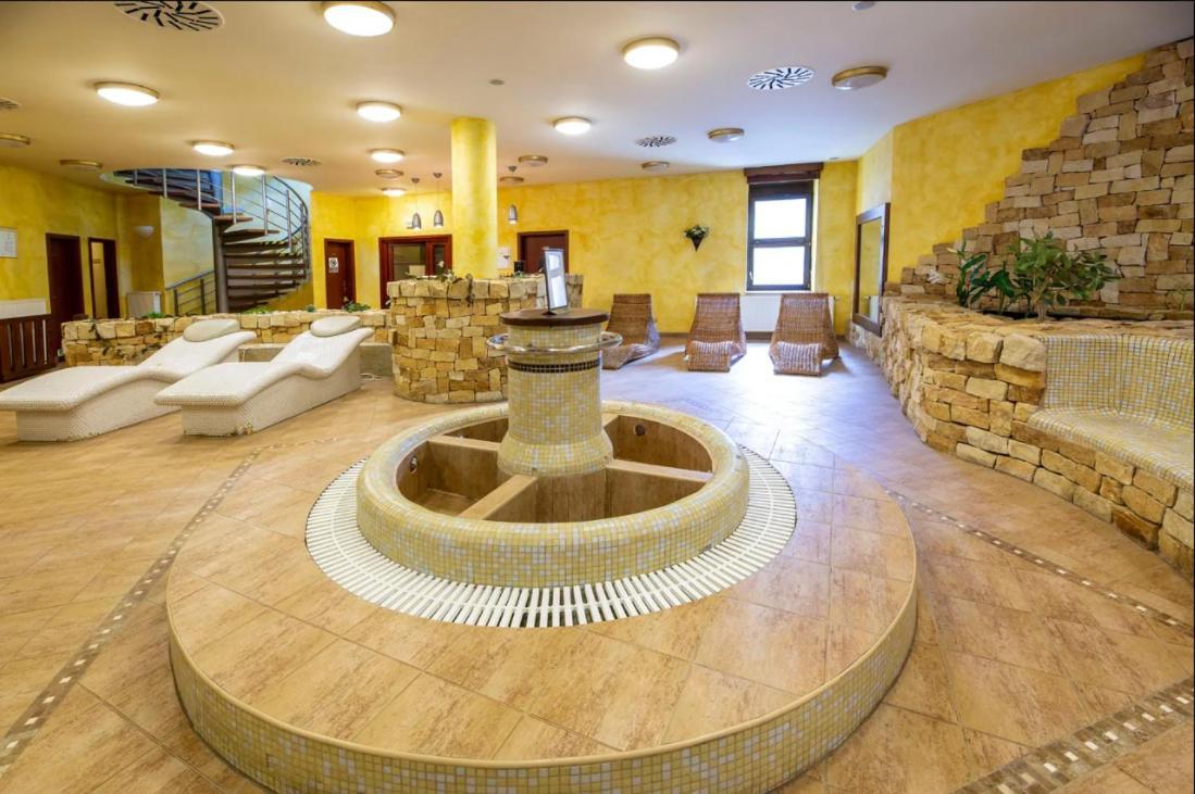 Spa Hotel Bily Horec Harrachov Eksteriør billede